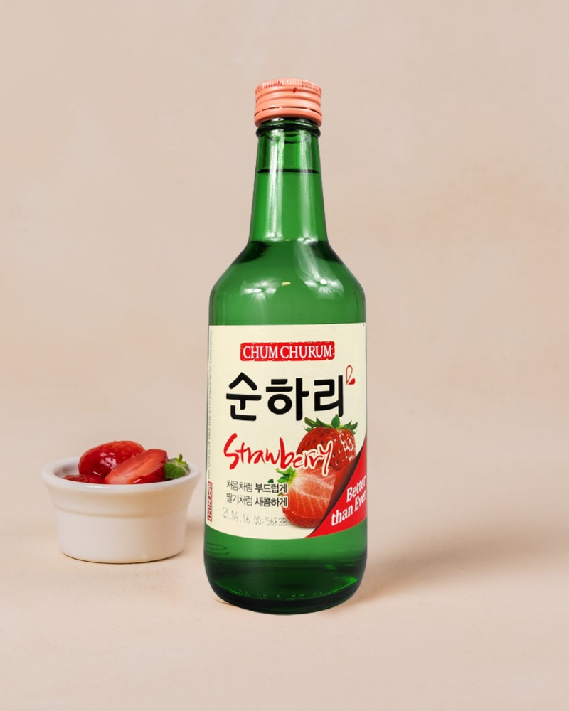 [롯데] 순하리 딸기 소주 soju 제조일: 2021.04.16